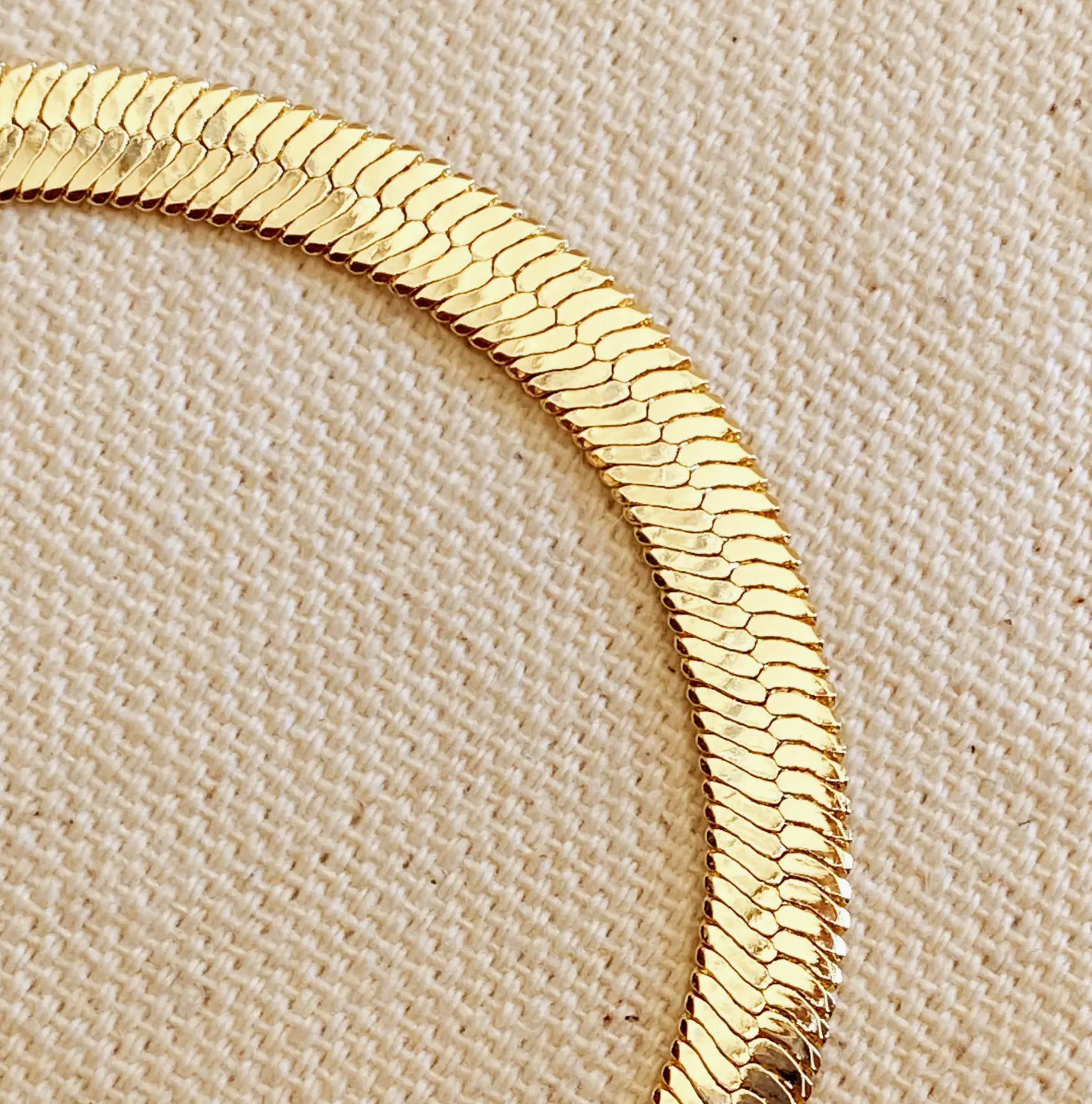 18k Gold Filled 6mm Herringbone Bracelet - 7 inch